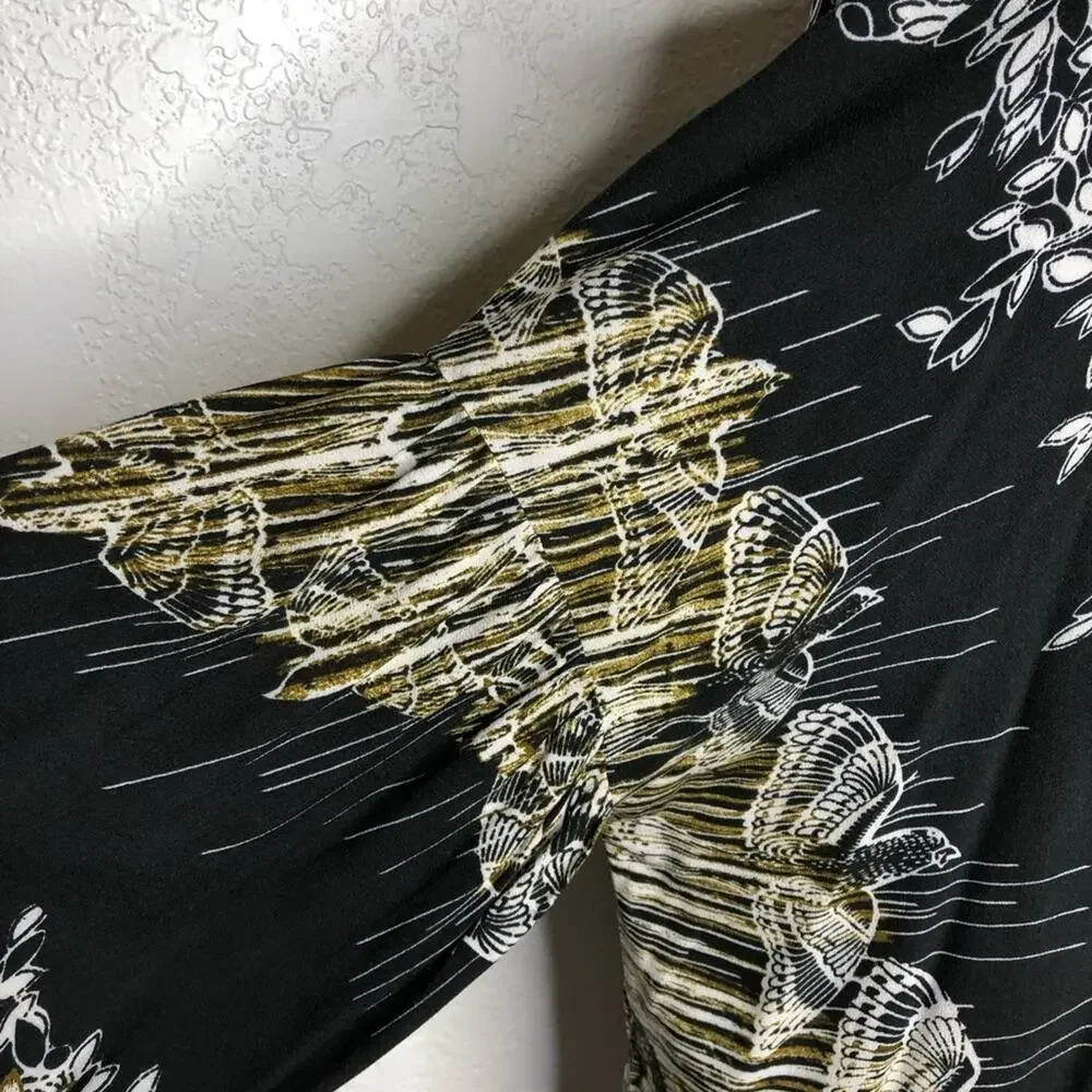 Free People black white tan bird floral v neck button top size Small